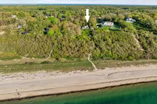 995 Red Fox Rd, Mattituck, NY 11952 - Photo 4