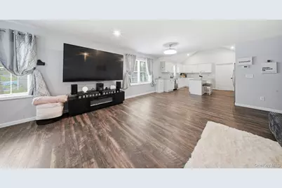 153 Ridgewood Avenue, Middletown, NY 10940 - Photo 6