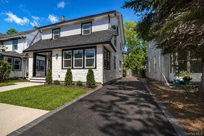 244 Brown Avenue, Hempstead, NY 11550 - Photo 16