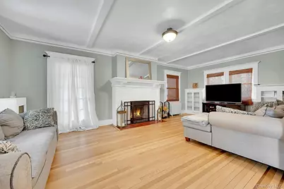 370 Park Hill Avenue, Yonkers, NY 10705 - Photo 2
