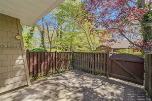 255 Sagamore Hills Dr, Port Jefferson, NY 11776 - Photo 6