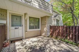 255 Sagamore Hills Dr, Port Jefferson, NY 11776 - Photo 4