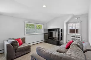 261 Wright Ave, Carle Place, NY 11514 - Photo 14