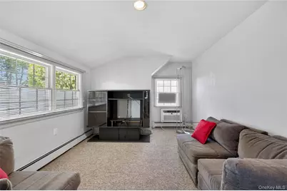 261 Wright Avenue, Carle Place, NY 11514 - Photo 16
