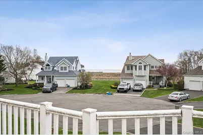 22 Spinnaker Lane, Patchogue, NY 11772 - Photo 20