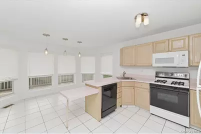 22 Spinnaker Lane, Patchogue, NY 11772 - Photo 4
