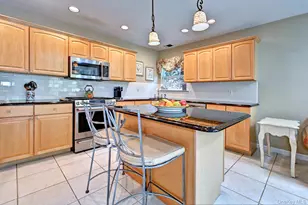 15 Marisa Dr, Middle Island, NY 11953 - Photo 16