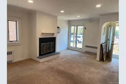 425 E Penn Street #Lower, Long Beach, NY 11561 - Photo 4