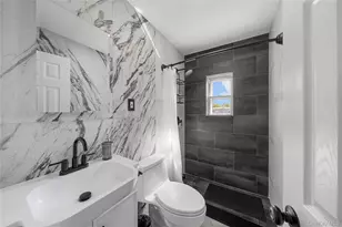 118-19 153rd St, Jamaica, NY 11434 - Photo 8