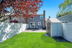 12 Charlottesville Ct, Coram, NY 11727 - Photo 26