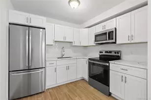 1014 Annadale Rd, New York, NY 10312 - Photo 38