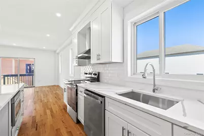 1014 Annadale Road, New York, NY 10312 - Photo 18