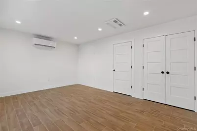 1014 Annadale Road, New York, NY 10312 - Photo 36