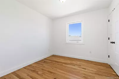 1014 Annadale Road, New York, NY 10312 - Photo 24