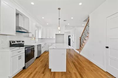 1014 Annadale Road, New York, NY 10312 - Photo 12