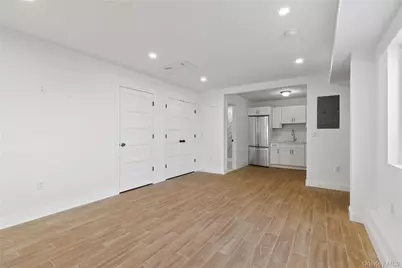 1014 Annadale Road, New York, NY 10312 - Photo 34