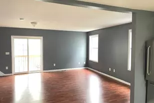 10 State St, Poughkeepsie, NY 12601 - Photo 2
