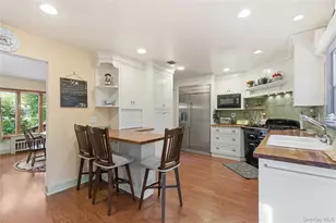 30 Semon Rd, Huntington, NY 11743 - Photo 6