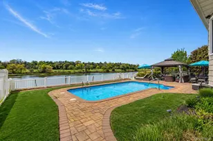 2848 Clubhouse Rd, Merrick, NY 11566 - Photo 4