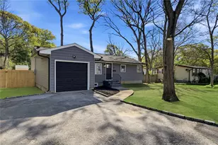 9 W 8th St, Ronkonkoma, NY 11779 - Photo 28