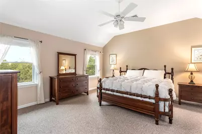 56 Lagoon Court W, South Jamesport, NY 11901 - Photo 10