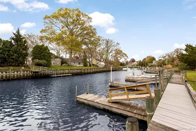 56 Lagoon Court W, South Jamesport, NY 11901 - Photo 18