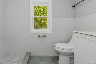 27 Landscape Dr, Wheatley Heights, NY 11798 - Photo 24