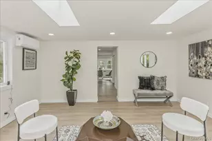 27 Landscape Dr, Wheatley Heights, NY 11798 - Photo 14