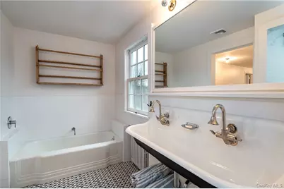97 Westchester Avenue, Pound Ridge, NY 10576 - Photo 18