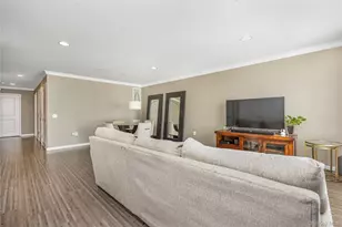 5 Hunter Dr, Central Islip, NY 11722 - Photo 4