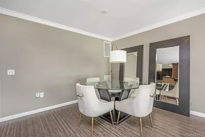 5 Hunter Drive, Central Islip, NY 11722 - Photo 8