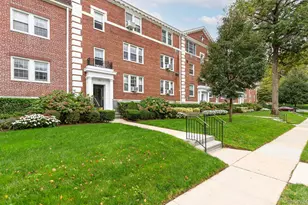 26 Hamilton Pl, Garden City, NY 11530 - Photo 20