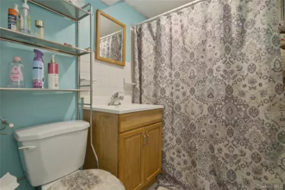 969 Gabriel Avenue, Franklin Square, NY 11010 - Photo 32