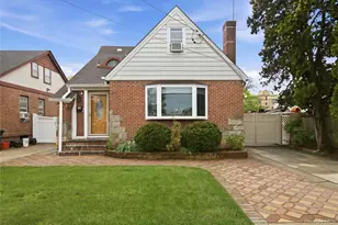 969 Gabriel Ave, Franklin Square, NY 11010 - Photo 4