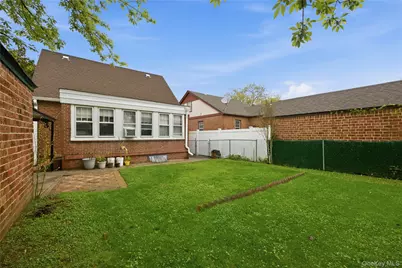 969 Gabriel Avenue, Franklin Square, NY 11010 - Photo 36