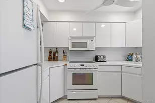 3039 Mitchell Rd, Westhampton Beach, NY 11978 - Photo 12