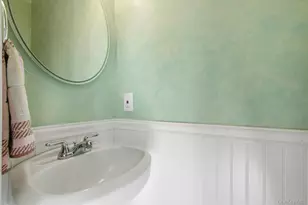 3039 Mitchell Rd, Westhampton Beach, NY 11978 - Photo 14