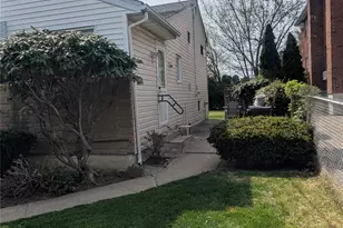 7-08 127th St, College Point, NY 11356 - Photo 16