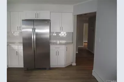 107 Mitchell Avenue #2nd Fl, Long Beach, NY 11561 - Photo 2