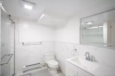 219-26 Peck Avenue, Hollis, NY 11427 - Photo 28