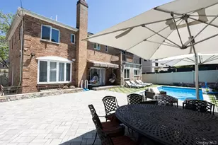 219-26 Peck Ave, Hollis, NY 11427 - Photo 30