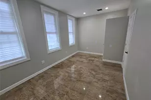107-50 Van Wyck Expy, Richmond Hill, NY 11419 - Photo 4