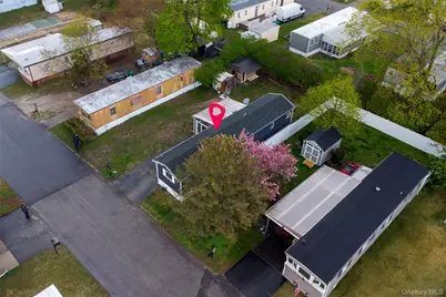65 Minuteman Drive, Islip, NY 11716 - Photo 4