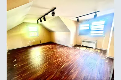 446 Howard Avenue, Woodmere, NY 11598 - Photo 10