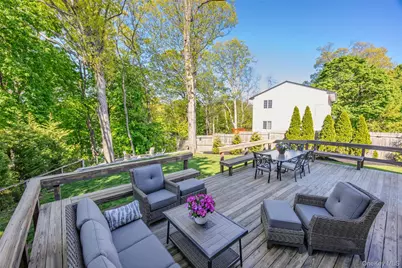 270 Nassau Road, Huntington, NY 11743 - Photo 40