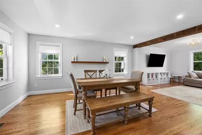 270 Nassau Road, Huntington, NY 11743 - Photo 8