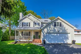 270 Nassau Rd, Huntington, NY 11743 - Photo 2