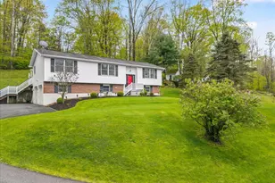978 W Dover Rd, Pawling, NY 12564 - Photo 2
