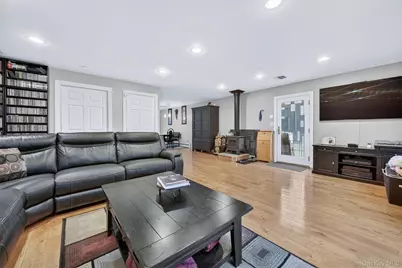 69 S Airmont Road, Airmont, NY 10901 - Photo 20