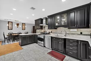 69 S Airmont Rd, Airmont, NY 10901 - Photo 12